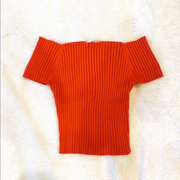 Bright orange off the shoulder Crop Top Size M/L - Picture 1 of 2